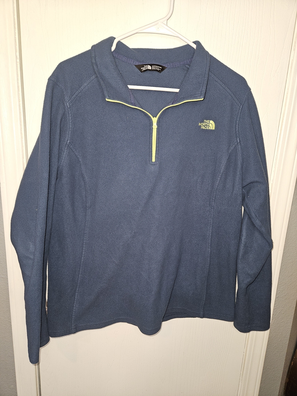 The North Face Women’s Blue Quarter-Zip Fleece Pullover